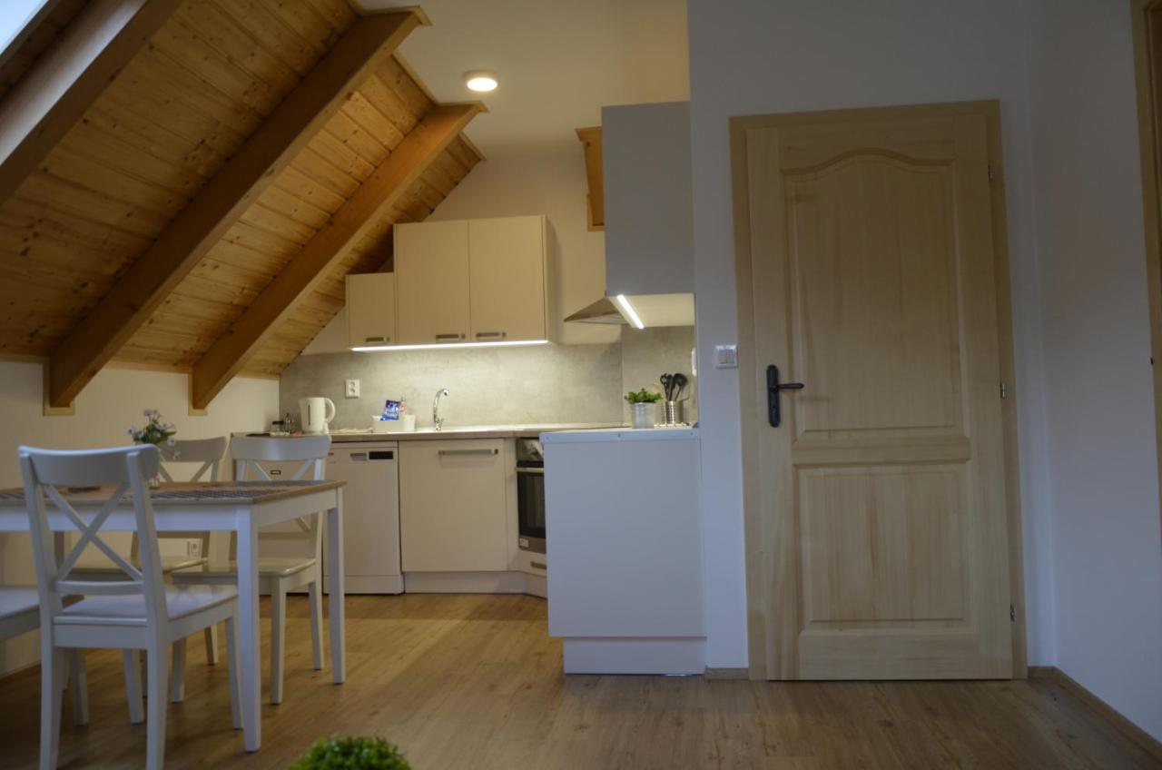 Apartmany U Vlcich Jam Petrowitz Exterior foto