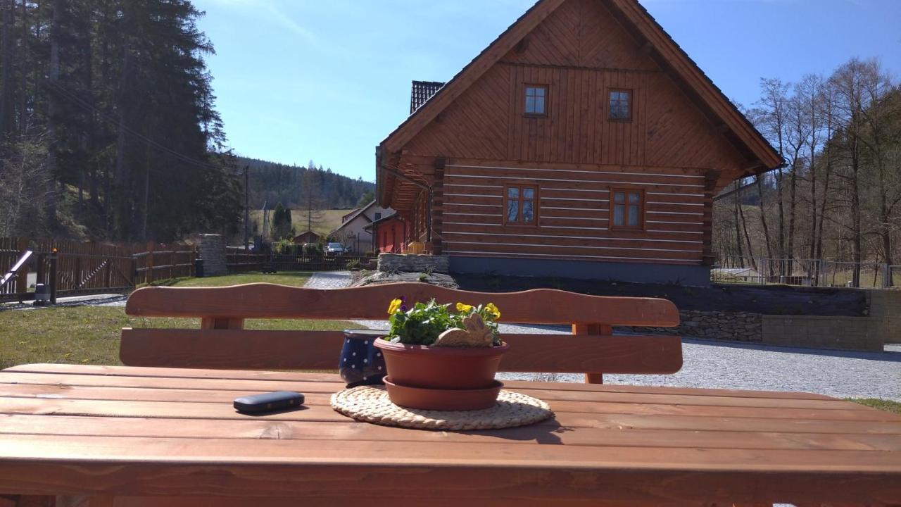Apartmany U Vlcich Jam Petrowitz Exterior foto