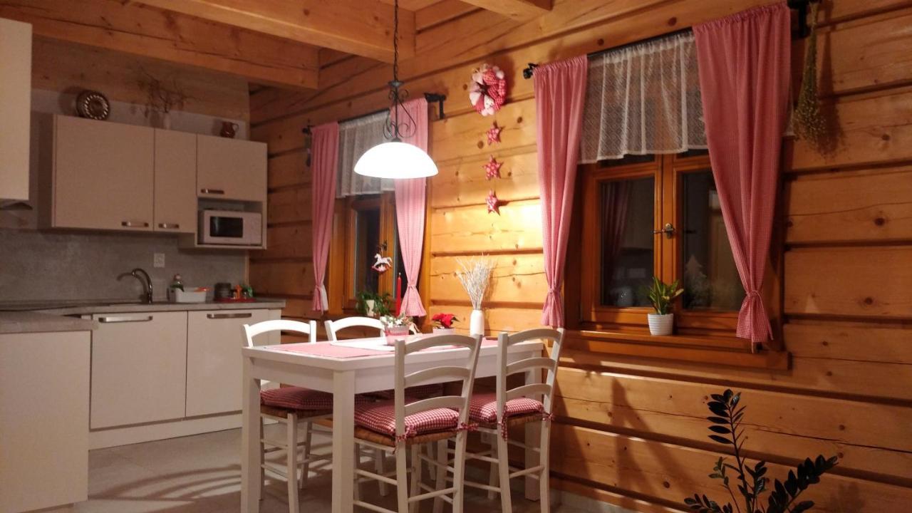 Apartmany U Vlcich Jam Petrowitz Exterior foto