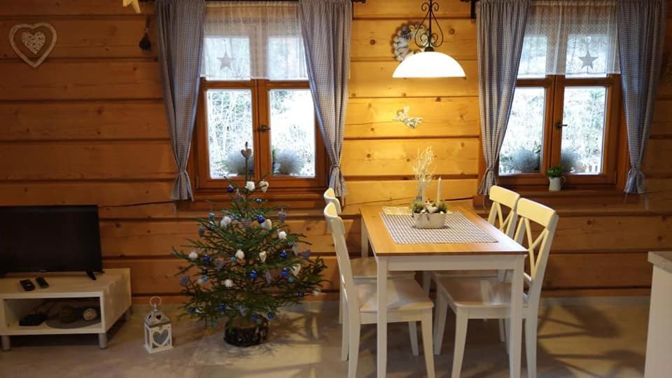 Apartmany U Vlcich Jam Petrowitz Exterior foto