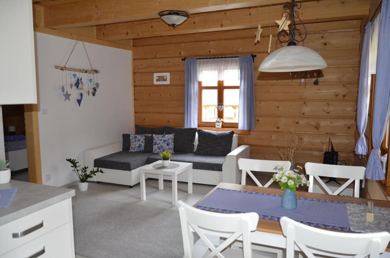Apartmany U Vlcich Jam Petrowitz Exterior foto